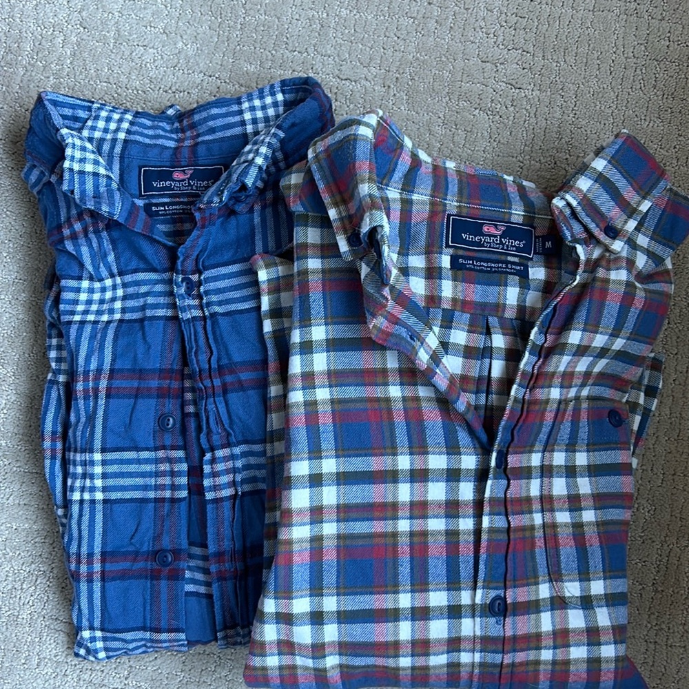 Vineyard vines flannel button down shirts, men’s size medium, lot of 2